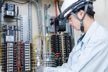 電気電子工学科