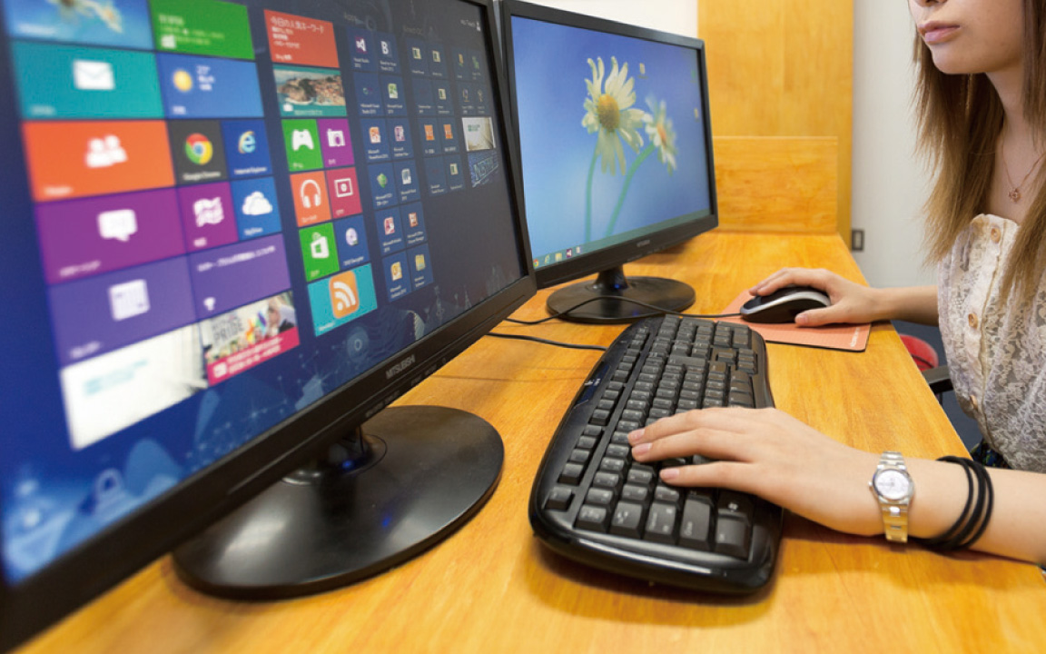 オンラインスクーリングだから、通学しないで卒業できる！